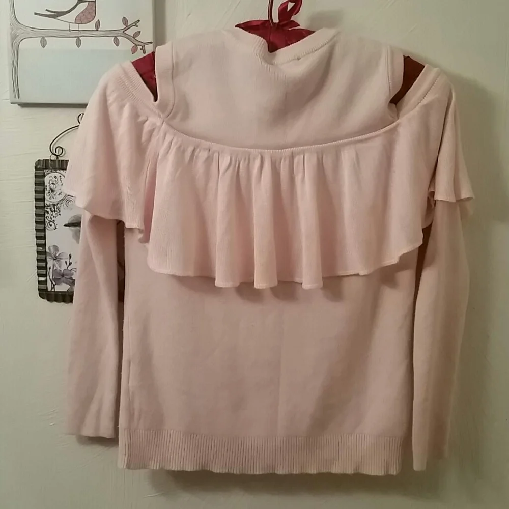 Pretty in Pink cold shoulder top, S - Picture 2 of 4